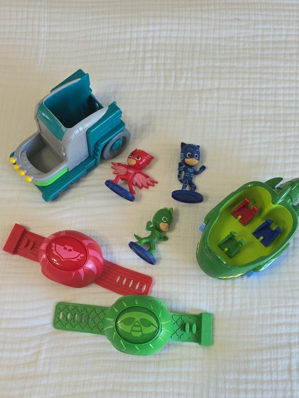 PJ Masks with Cars, Accessories & Character Figures